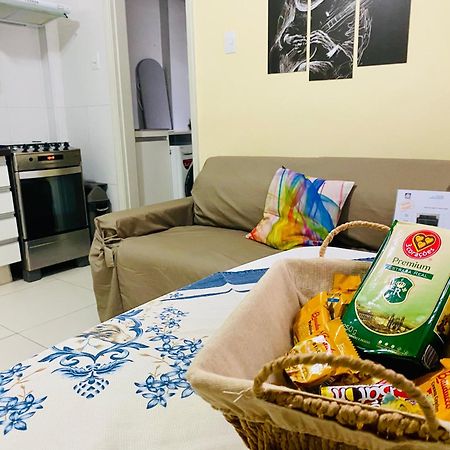 Copa Beach Home - Copacabana Posto 4 Quadra Da Praia Рио-де-Жанейро Экстерьер фото