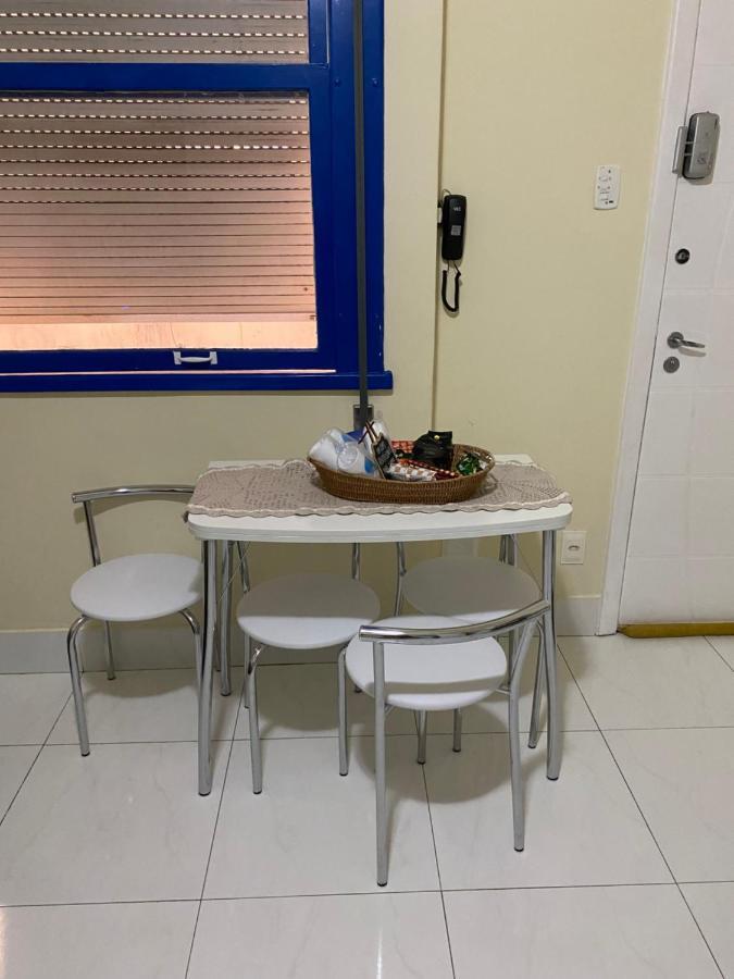 Copa Beach Home - Copacabana Posto 4 Quadra Da Praia Рио-де-Жанейро Экстерьер фото
