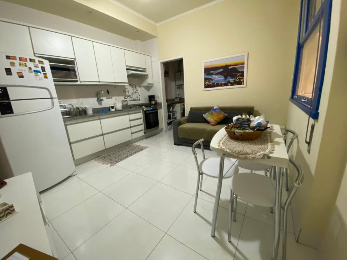 Copa Beach Home - Copacabana Posto 4 Quadra Da Praia Рио-де-Жанейро Экстерьер фото