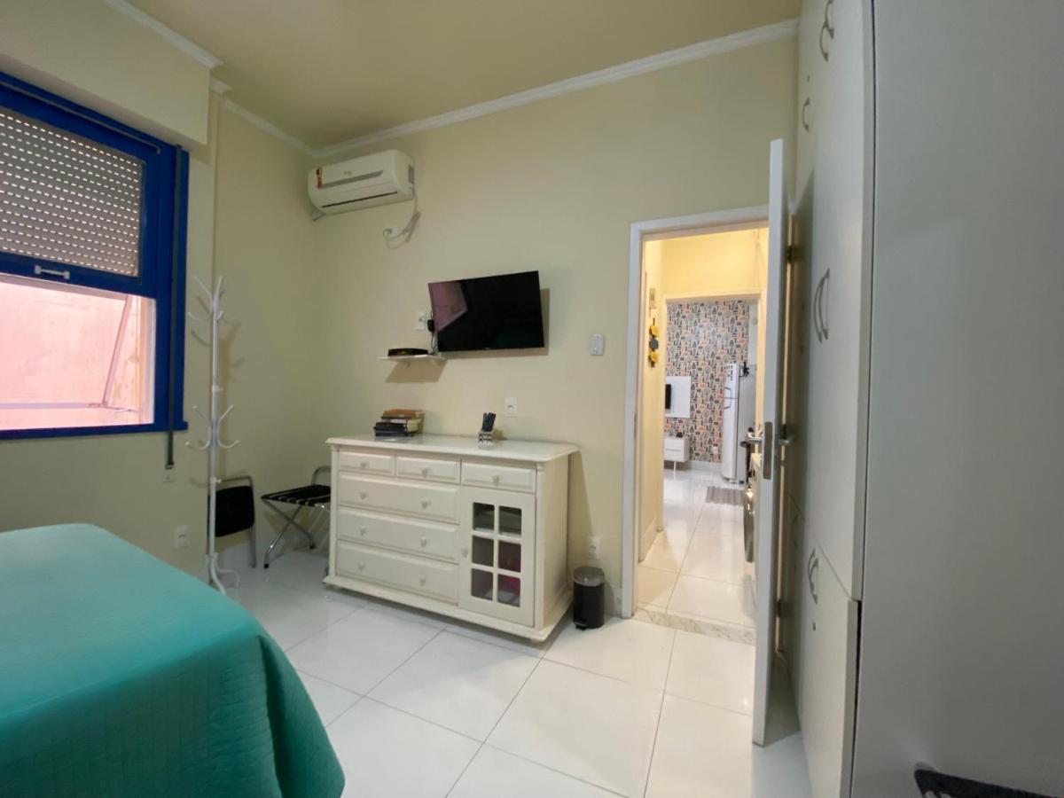Copa Beach Home - Copacabana Posto 4 Quadra Da Praia Рио-де-Жанейро Экстерьер фото